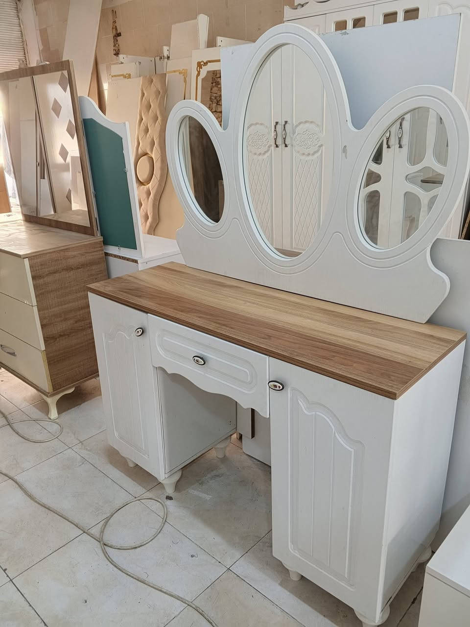 عرفه نوم تركي 5قطع فصال كانتري 
بالون بريس ***********
