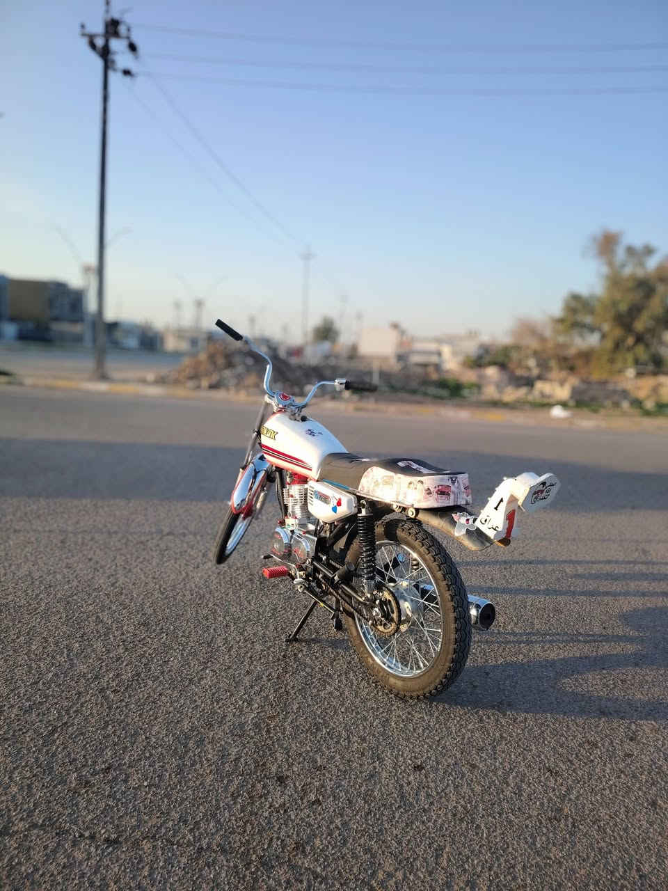 سيجي ناما 
2025
دراجه فول ناقصها اي شي محرك كبس
***********
السعر ٦٥٠ بي مجال
