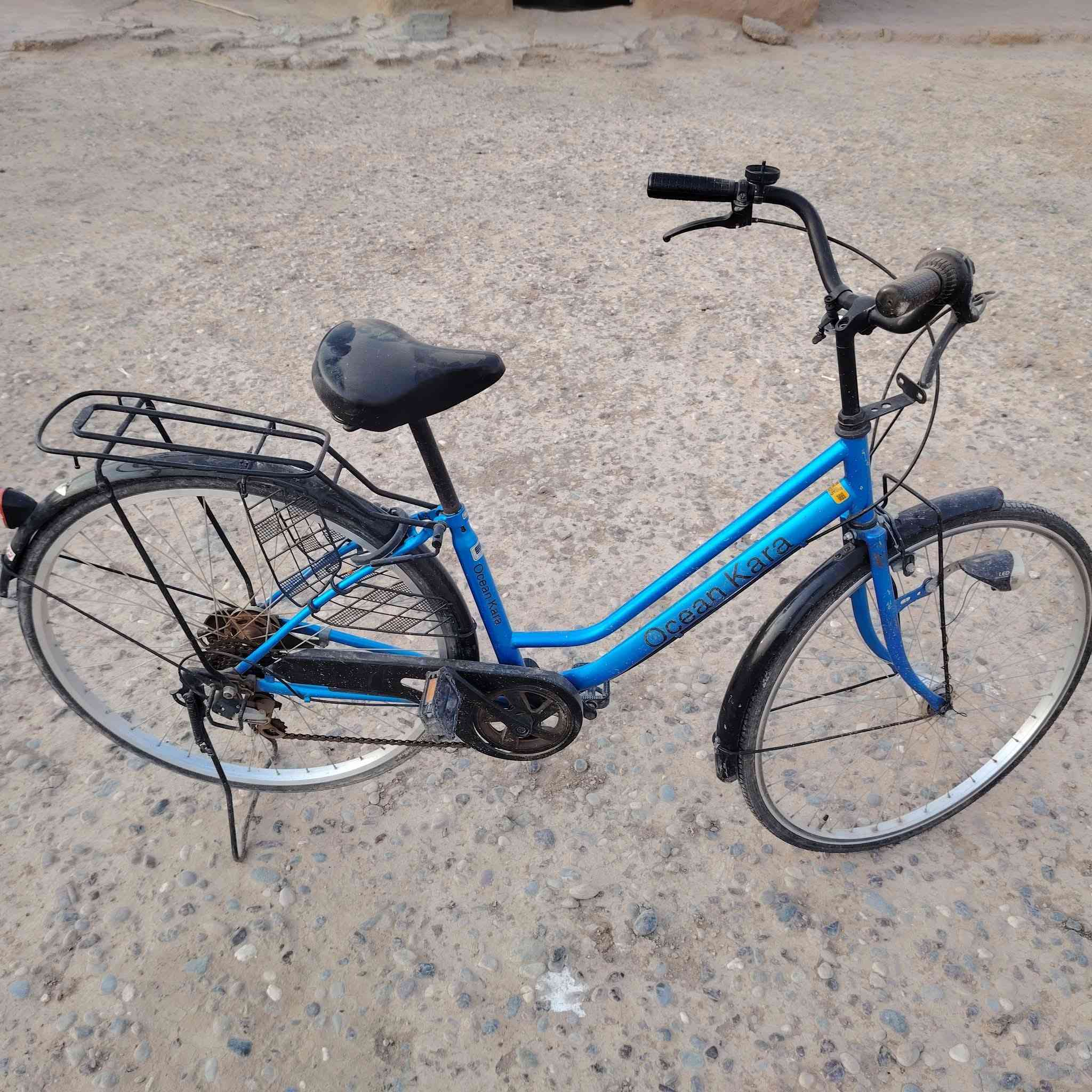 للبيع حجم 27
مستخدم شي  قليل 
للأتصال : ***********
