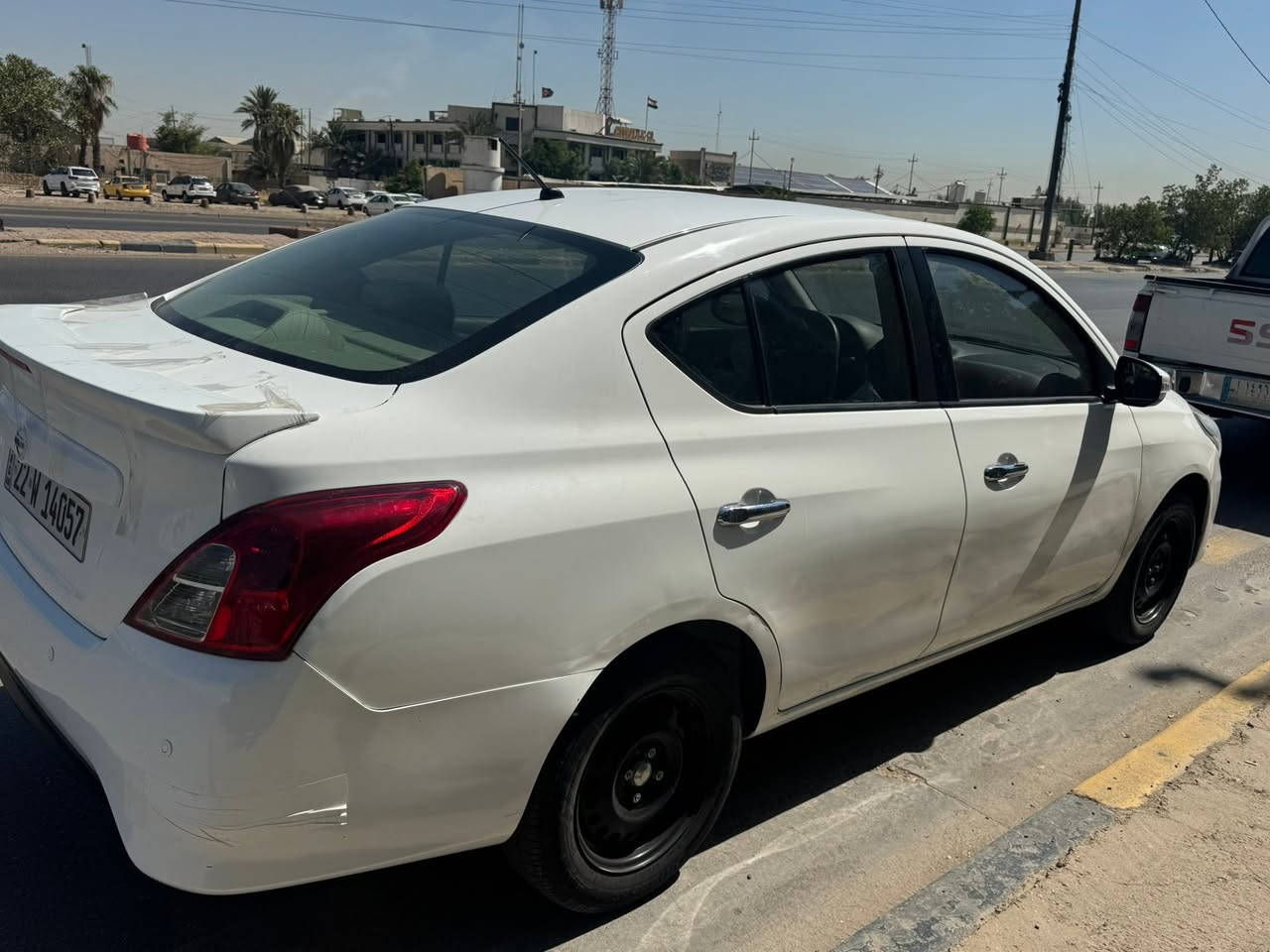 سلام عليكم

سني موديل 25 مصري على وضع الشركة مكفولة من الضربه من الصبغ بيها بارد حافه  بنيد وجامله  رقم اربيل تريد تحويل وكاله  كير مكينه صدر خير من الله ماشية 25 الف تبريد ثلج السعر 115 وبيها مجال  

***********
