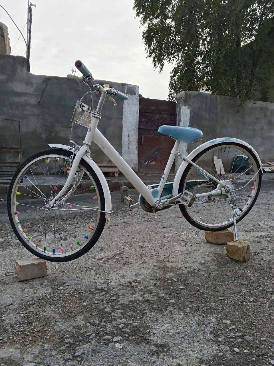 سلام عليكم شباب عندي هاذه البايسكل للبيع أو مراوس بشحن وعنده شي خلي ينزل بتعاليق ❤️


**إذا كنت صاحب هذا الإعلان وتريد حذفه لأي سبب، رجاءا أرسل رسالة إلى الدعم الفني**