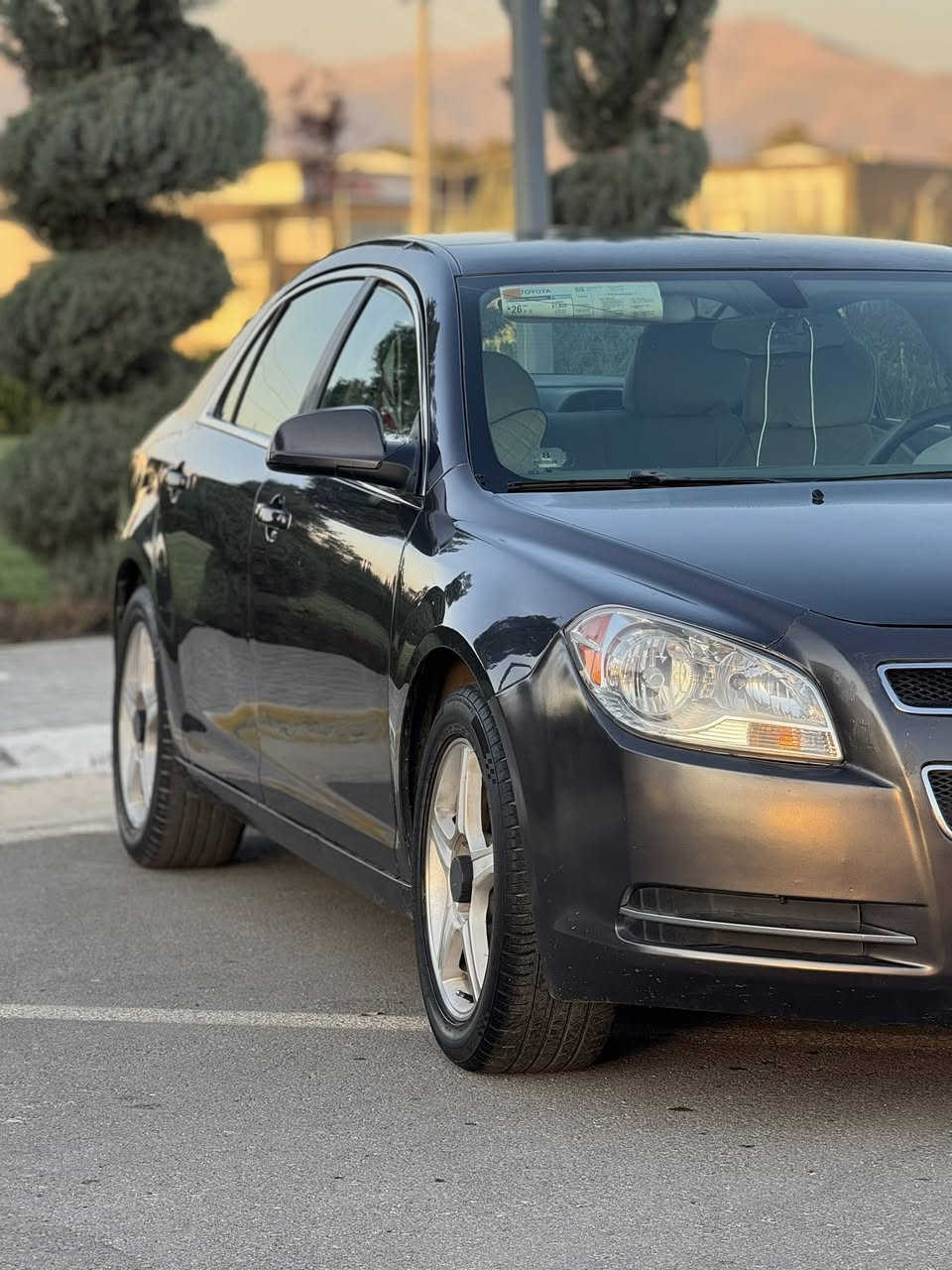 سلاو شۆفرلێت مالیبۆ
مۆدیل ٢٠١١ 
گێر مەکینە کارەبایی تەبرید هەمووی بەشەرت 
سۆنەرم داناوە بەبێ و دەعم و قرچ 
هەموو گیانی بەشەرت 
نرخ ٧٣$ معامەلەیەکی کەم
***********
***********

شفروليت ماليبو
كير و محرك بشرط 
تحويل وكالة بشرط 
سعر٧٣$ مجال قليل
***********
***********
