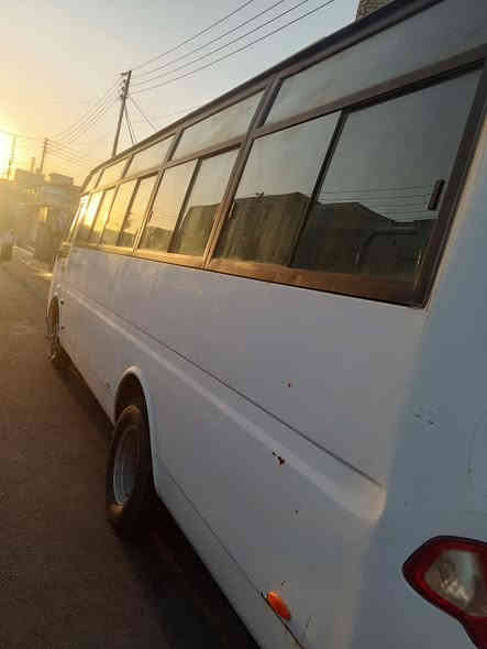 سلام عليكم كوستر جاك موديل 13 مال مزاد سياره حلوه بكانها بغداد حي نصر ***********
