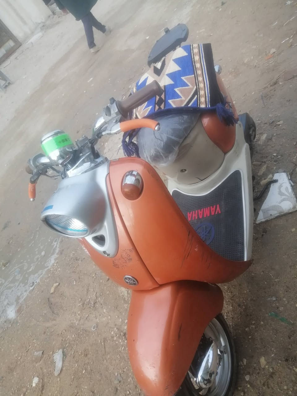 دراجه عبد الحليم للبيع دراجه نظيفه ما مفتوحه بلاديه كلها كهربائيات شغاله سلف شغال السعر ب 400 هذا رقمي  ***********
