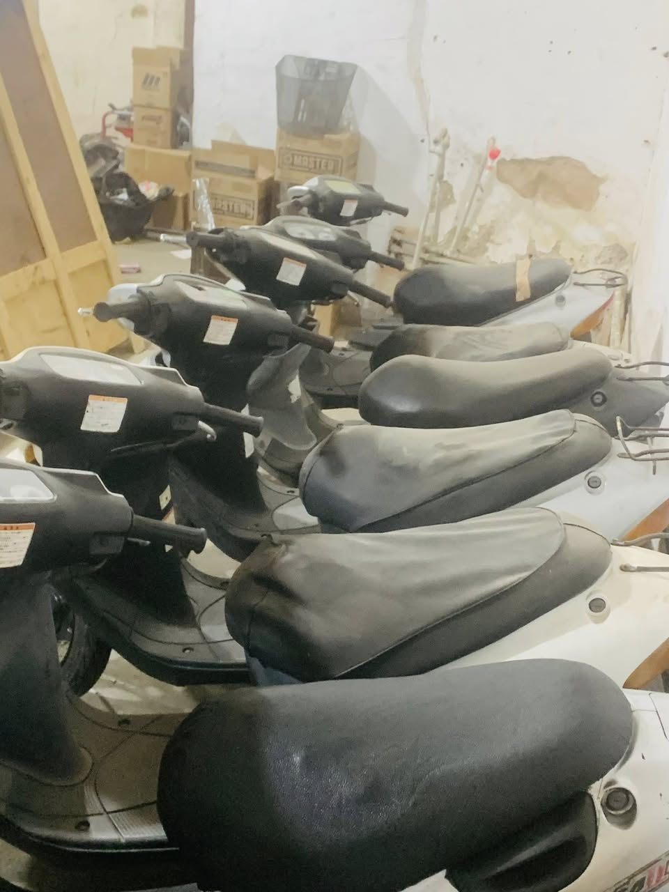 تم وصولنه حاويه ساسوكي رمبه كله جديد وأنواع الألوان شرط مكفول وفول تاخذ جاهز عل آخر حبايه
سعر جوه السوك ٥٧٥ الف
مكان تكريت الساعه 
للاستفسار ***********
