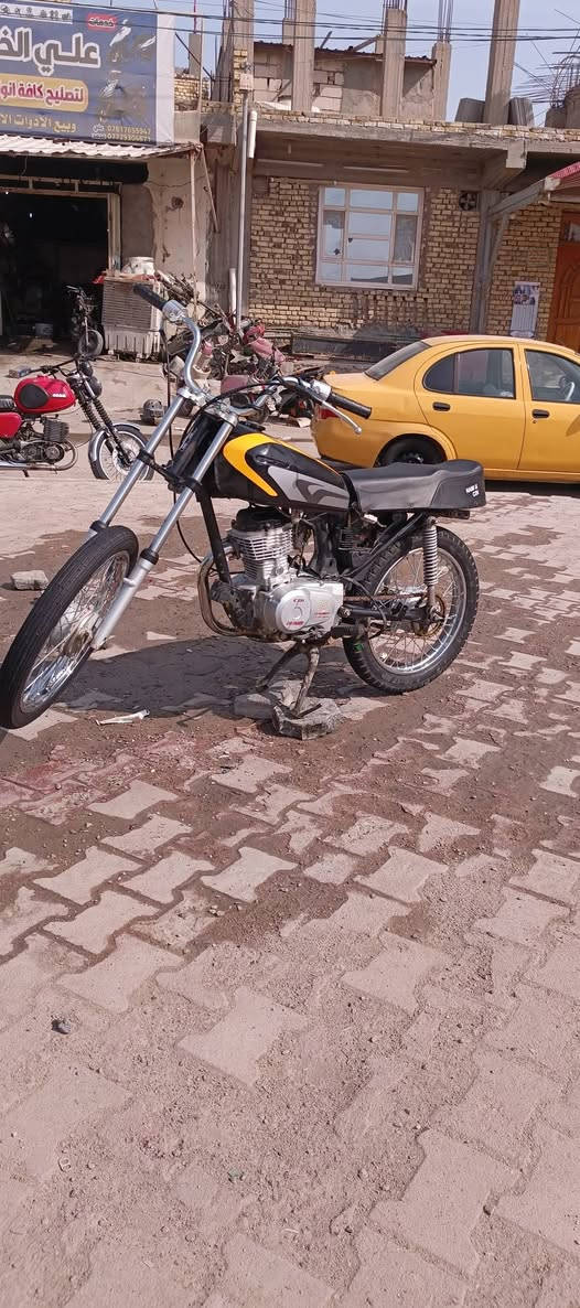 السلام عليكم اربعه كير للبيع كلك كلك شغاله نكره هستوني معمره تانكي وكشن ويل وره ودشالي مال زنجيل كله جديد سعره ب400وبيه مجال قليل مكاني ديوانيه فلكه حي العصري ***********
