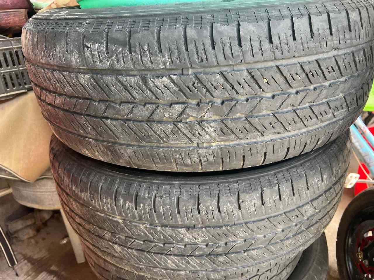 سلام عليكم تايرات يوكن تاهو نضاف وحلوات 4 البيع مكان بصره توصيل اكو سعر 100 رقم
***********
