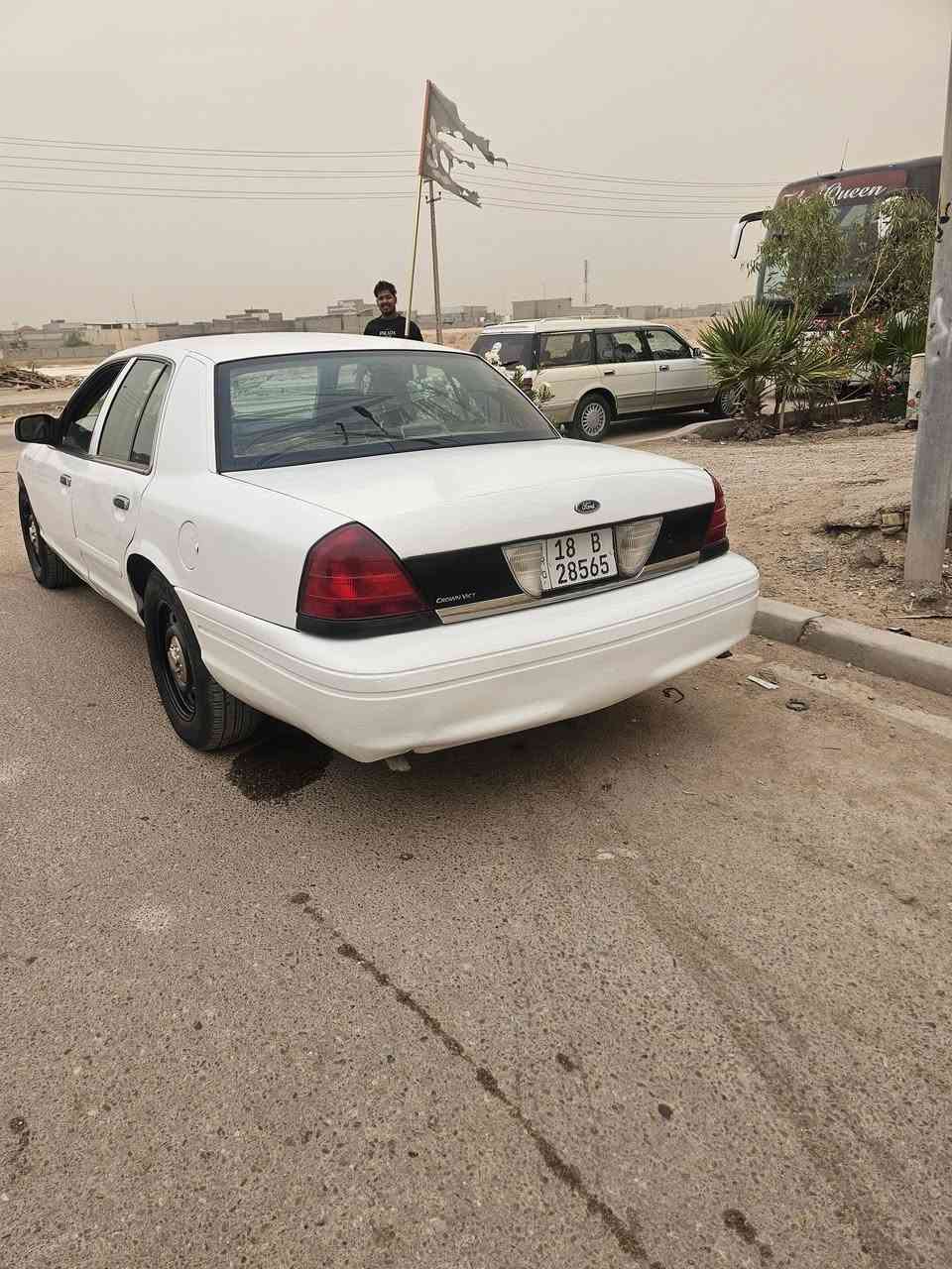 السلام عليكم فورد فكتوريا مويل 7 سياره حلوه وجاهزه فقط يردها صبغ عام السعر 65للسفسار ***********مكاني البصره
