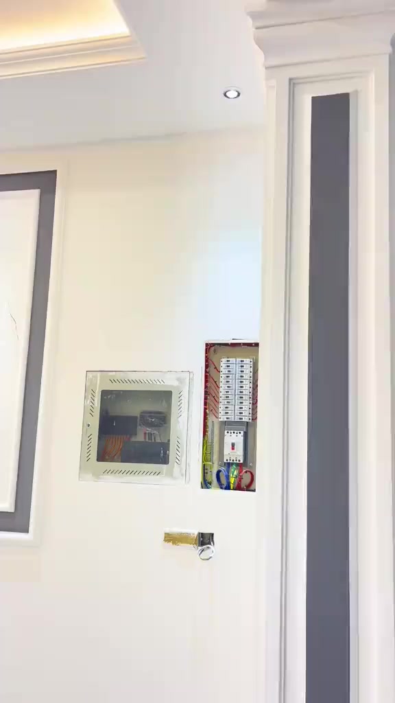 #المميز_الديكورات/***********
سلام عليكم /نموذج من اعمالنا ومن الله توفيق 
خلفات متفرغه العمل  جميع ديكورات بأنسب الاسعار
1-سقف ثانوي✨🤍
2-جبسن بورد  بوكسات قواطع مغربي + سبنت بورد + بوردx
3-بديل خشب+ جوكرات كلاسك  💯✨
4-ديكور بلازمة. ✨🩶
5-سحبات داخليه وخارجيه ✨🤍
6-حجر داخلي✨💠
7-عمل زجاج لوحات داخليه وخارجيه🤍✨
8-نشتغل جميع محلات وصيدليات بكادر مميز✨
9-نعمل جميع نقشات شيبورد 🤎⚒️
يوجد لدينا كادر مجمعات بسعار مناسبه جدا😍
يوجد لدينا كادر صبغ شركه جوتن وبتك وبي واي 🤍⚒️
التواصل خاص عبر الصفحه او تواصل واتساب الادنا/ ملاحظه شغل سقوف وجبسن بورد وسبنت وبوردx
بنايات ضمان العمل شيش وجوي وتثقيب شغل درجة اولى
***********
***********
