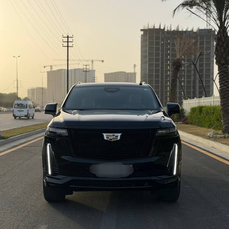 السلام عليكم 

كاديلاك اسكاليد خليجي موديل 2023  كفالة

مغلفة ppf ضمان 10 سنين وحتى الشاشات الداخلية مغلفة ppf وعليها ارضيات داخلية تفصاال خاص 

اسبريسو فول مواصفات ماعدى المساج  
ماشييه 70 الف 
 بلاك ادشن بلادي فول فول مواصفات
مكفولة كفالة عامة 
باسمي تحويل ثاني يوم 
المواصفات 
تشغيل عن بعد 
36 سماعة 
سقف شامو 
‏‎5 كاميرات
‏‎5 بصمات
فور ويل
كشن رجاج 
دوسات كهرباء 
داتا شو 
بانوراما 
لايت زنون عالي ناصي ٥ عدسات
‏‎4 شاشات بالدشبول والسقف والكشنات
تحكم بريك 
جنطه ذكيه جلاق
رادار تحديد مسار
رادار خلفي
رادار امامي 
رادار جانبي 
كشن تدفئة وتبريد سايق وراكب
كشنات امامية تدليك
كشنات خلفية تدفئة
مري شفط 
اشارة بداخل المراية
كشنات جلد 
كشنات خلفية منفصل VIP
علامة كاديلاك ضوئية بالدعامية الخلفية
الكشنات كهرباء 
ذاكرة ميموري ستيرن وكشن
قاصه 
ويل ٢٢ بلادي 
بااختصار السيارة فول للاخير 

مكفول كفاله عام سياره جديد بل باكيت 

سياره ب اسمي تحويل مباشر
للإستفسار الاتصال على الرقم السعر 725
وبيه مجال للشراي

مكان سيارة بغداد / 
رقم الهاتف : ***********
