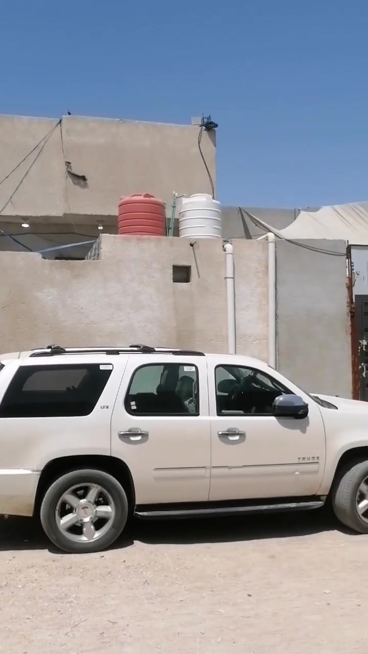 بيتان للبيع في حي الأندلس زبير *********** كل بيت مساحه ٢٥٠ متر بناء كونكريت
