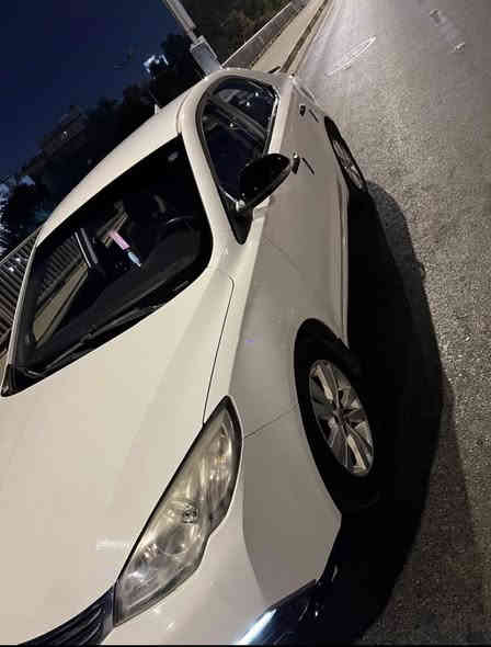 م جي 360   2019محرك 1800تنفس طبيعي لايتات زينون بك لايت    مثبت سرعة حساسات خلفية كامرة دوارة
سيارة وارد خليجي مال وكالة 
 قطعتين صبغ جاملغ بارد 
الاستفسار.***********
