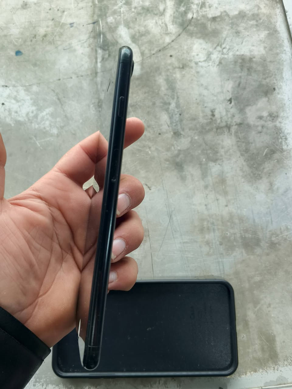 للبيع مبدل بطاريه قفط وبعد كلها مكفوله بس بطاريه مبدل شرط مال بيت شراي خابر***********
