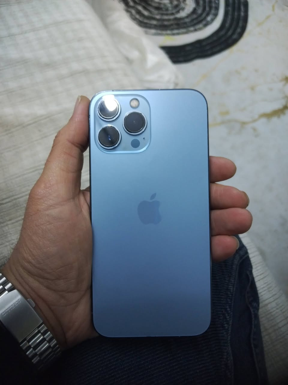 ايفون 13 برو ماكس لون بحري 256 مبدل بطاريه وشاشه اصليات وطلع عندي اشعار كامره جهاز كلشي شغال فيس ايدي اتصال كامرات صوت هزاز كلشي شغال السعر 450 الف وبي مجال حيل بسيط مكاني بغداد حي الامين او المشتل ***********
