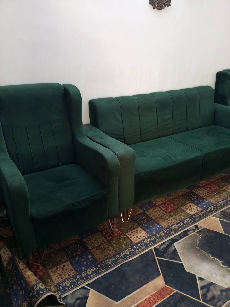 سلام عليكم اغراض للبيع بسعر مناسب تخام سعره 125ثلاجه، 100مكاني الحسينيه ***********
