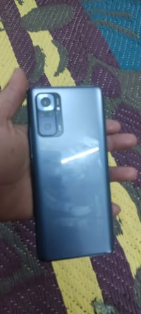 ريدمي نوت ١٠ برو • ١٢٨/٨ • مكسور من جوه