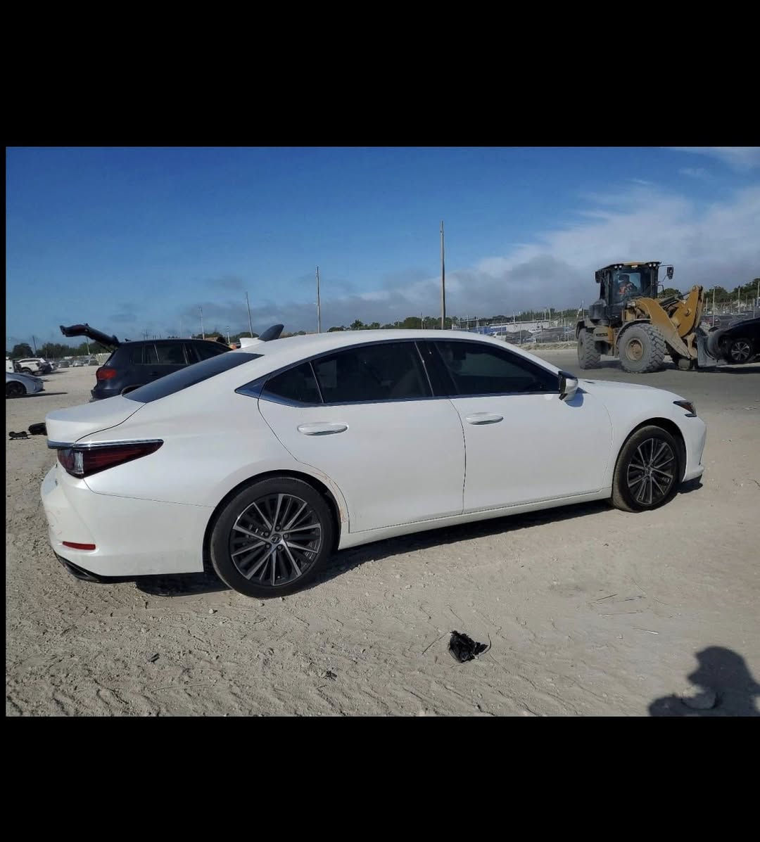 #أعلان مزاد

🇮🇶🇺🇸 فرصة مميزة لأصحاب كتب الشهداء 

📢 كما عودناكم على المزادات الأمريكية 🇺🇸
✅ وبأقل الأسعار وأسرع وقت ممكن

🚗   

LEXUS ES 350 BASE

الموديل…  2025
🛠️ الضرر: + موضح بالصور 
📏 عداد المسافة: 6000  (فعلي)
📋 حالة السيارة: شغالة (Run & Drive) – مفتاح موجود
🔧 حجم المحرك:  3.5 
 – دفع رباعي AWD
🔍 رقم الشاصي: 58ADZ1B18SU209067
📅 تأريخ المزاد17/2/2026
 الساعة 5:00 مساءً بتوقيت iraq

📍 موقع المكتب :
البصره، القرنة، شارع الجمهورية الرئيسي، مقابل مطبعة  الولاء

📧 البريد الإلكتروني:
auto.car.iq@gmail.com

mu95iqwl@gmail.com

📞
: *********** مصطفى 
📞
