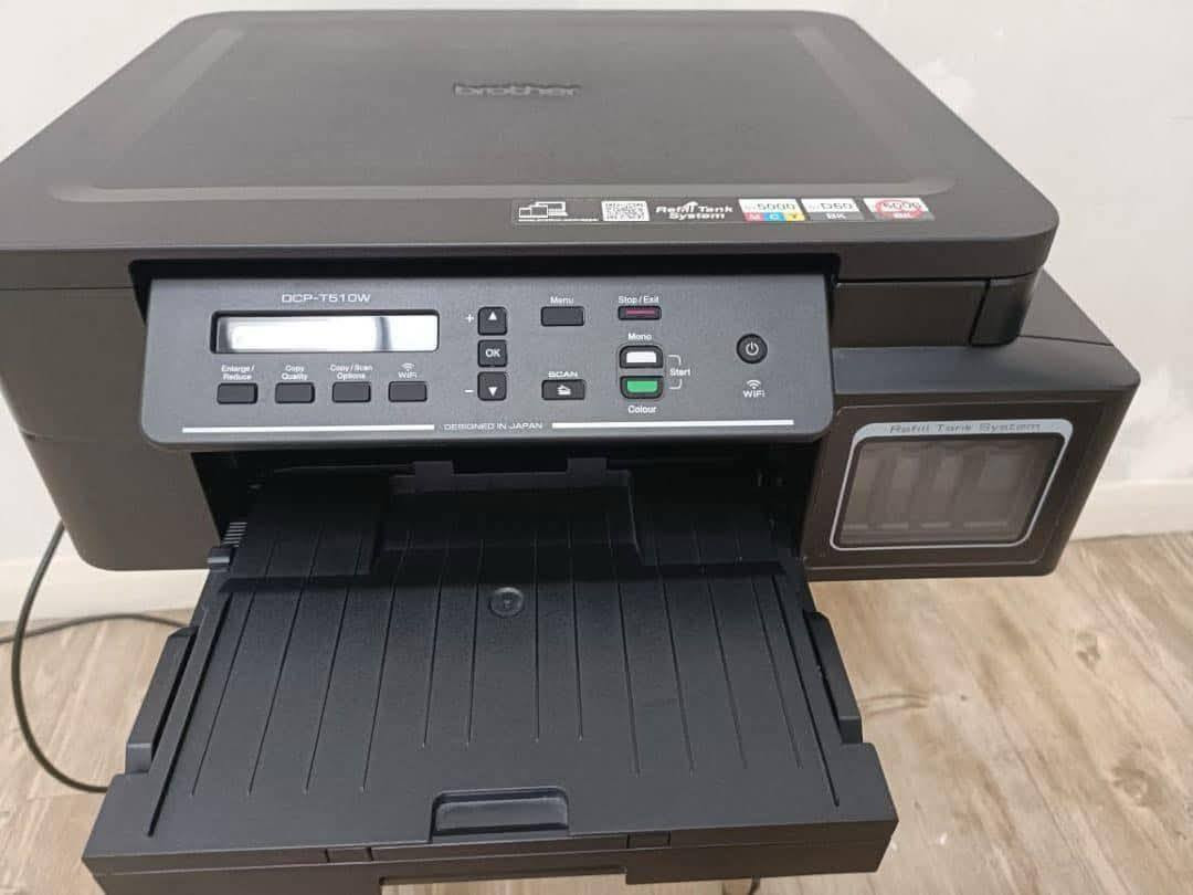 طابعه برذر نضافه ١٠٠ ٪استعمال يومين فقط السعر خاص
***********
