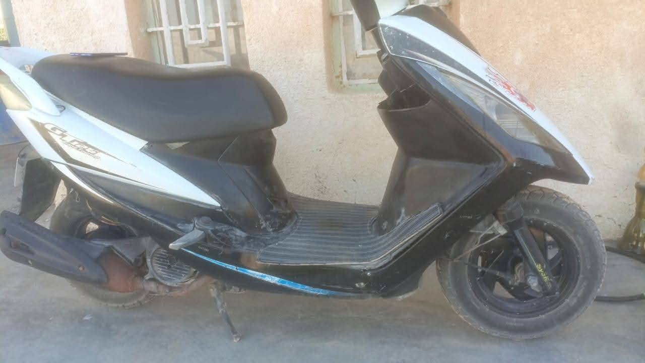 السلام عليكم عندي موطور سايم جيتي نظيفة حيل معنى الكلام محرك 125 اي عطل ما بيه كله شغاله كفرات نظيفه/ المكان الرمادي/السعر 350 وبيه مجال


**إذا كنت صاحب هذا الإعلان وتريد حذفه لأي سبب، رجاءا أرسل رسالة إلى الدعم الفني**