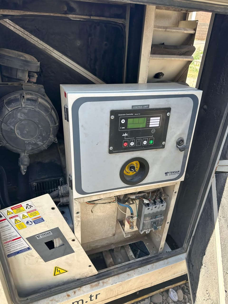 السلام عليكم مولد بيركنز كاتم للبيع مامفتوح
6 بستم 
150 KV
السعر 125 ورقه 
12500$ 
للاستفسار والتواصل ***********
