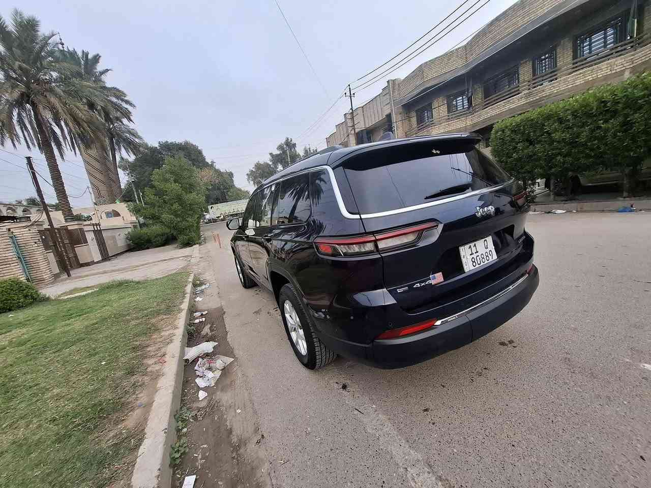 سلام عليكم جيب ٢٣ حادث جاملغ وبنيد بدون دواخل بدنة راديترات تبريد براكيت علة وضعة كلة بلادي بدون ايرباك ماشية ١٠ ٧راكب منفصل فئة لمتدد فول عدة السلاليت مكان بغداد البياع *********** جمعة مباركة للجميع
