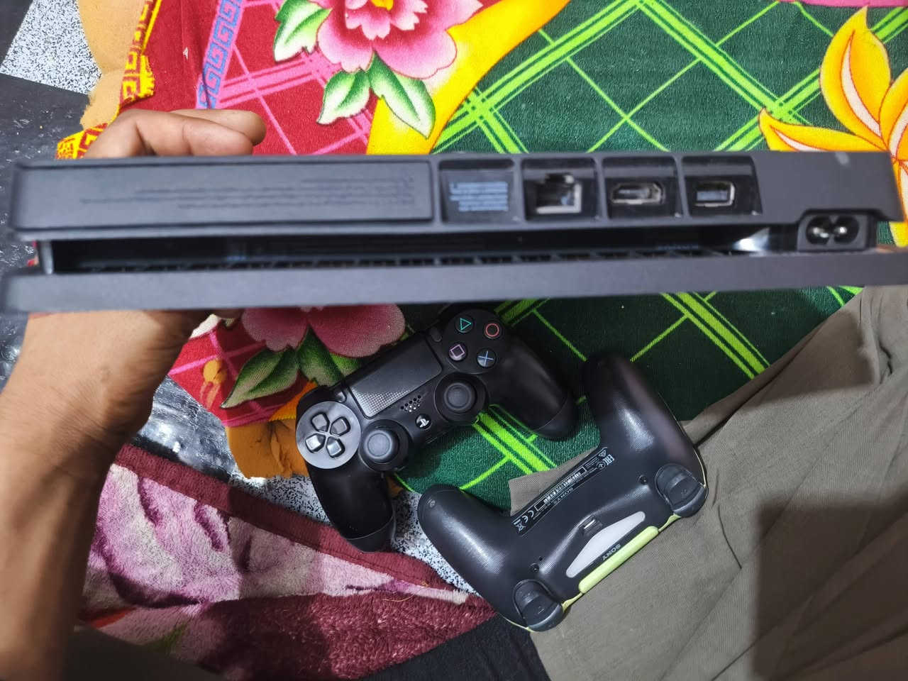 بلي فور سلم نضيف كلش كامل ملحقات نضام 13.2


**إذا كنت صاحب هذا الإعلان وتريد حذفه لأي سبب، رجاءا أرسل رسالة إلى الدعم الفني**