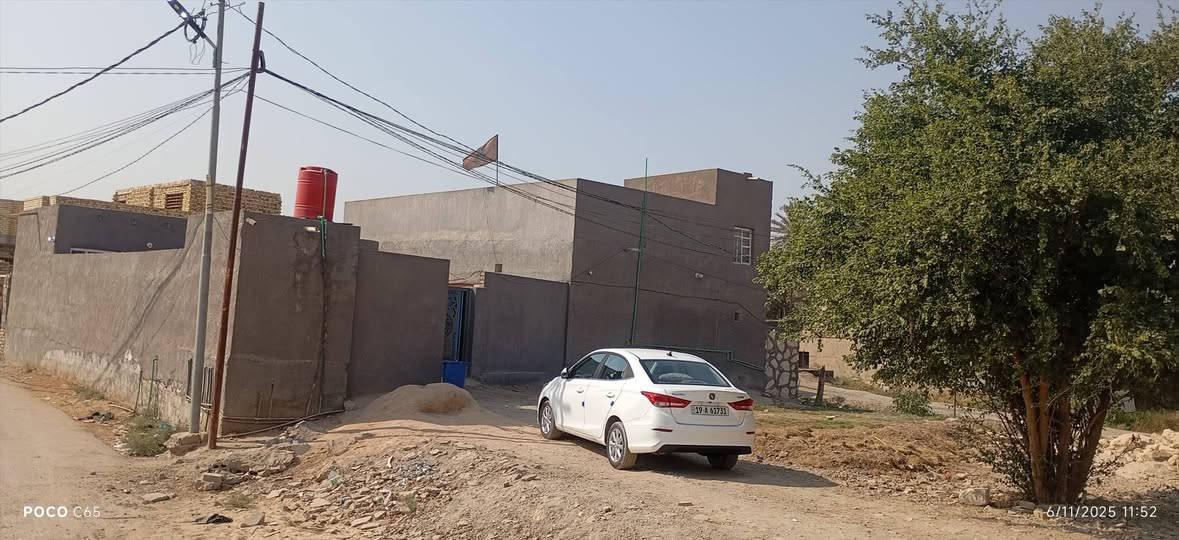 بيت بالهاشميه. البو سعبر للبيع ا
مساحه 230 طابو زراعي السند 25  باسمي مدارو باسم المشتري مباشر

 2 غرفة نوم  5*4 
مطبخ. 5*4. 
صاله  7*4 
 استقبال خارجي 9*4
 حديقه كبيره 10 *10 
صحيات خارجيه 
مي كهرباء فول تبليط بالباب. مولد ذهبي جيران ذهب منطقه هدوء البيت ركن مدارس قريبه متوسطه ابتدائيه اعداديه وخطوط مدارس للباب.........50 
 للاستفسار

***********
