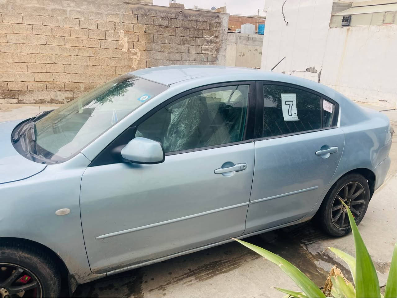 سلاوى خواى گه وره تان لئ بيت
مازدا زوم ٣ مؤديل ٢٠٠٨ گير ئؤتؤماتيك نرخى ٥٧ گه لاو ماعمله 
ره قه موو سه نه وى تازه يه ره قه م بغداده مشروع وه ته نييه ساحيب سه نه وى له كه ركوكه كؤ بؤنى به نزينيشى له گه له   به شه رتى ته حويل و وه كاله سه ياره كه بؤياغ عامه له سه ر ساغى ته كسى بووه كراوه به ره نگه كه ى خوى بئ داعموو لئ دراو مه كينه و گيرى زوم ٦ ى بؤ به ستراوه مه كينه ى ٢٠ به شه رت كامل مه سره فه 
ژ.م *********** كركوك, العراق
