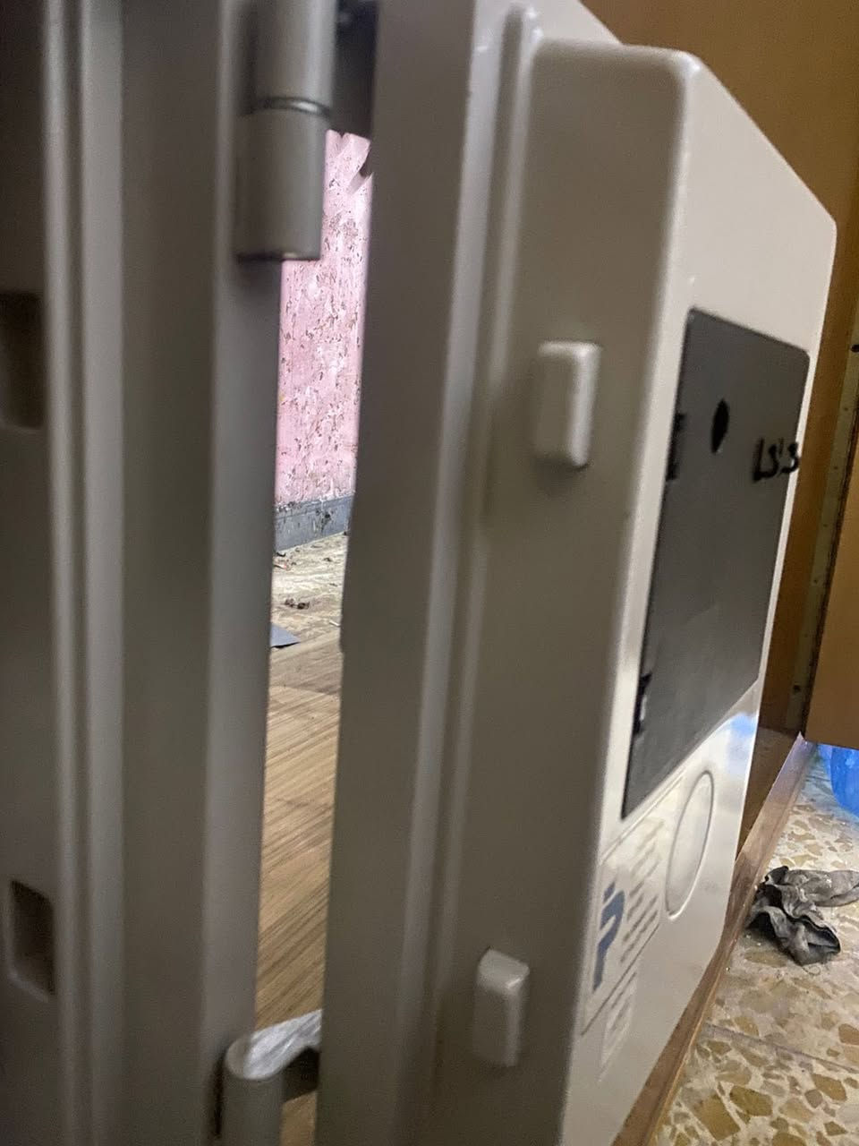 قاصه كترونيه رمز ومفتاح مايقارب وزنها 50 كيلو السعر 150


**إذا كنت صاحب هذا الإعلان وتريد حذفه لأي سبب، رجاءا أرسل رسالة إلى الدعم الفني**