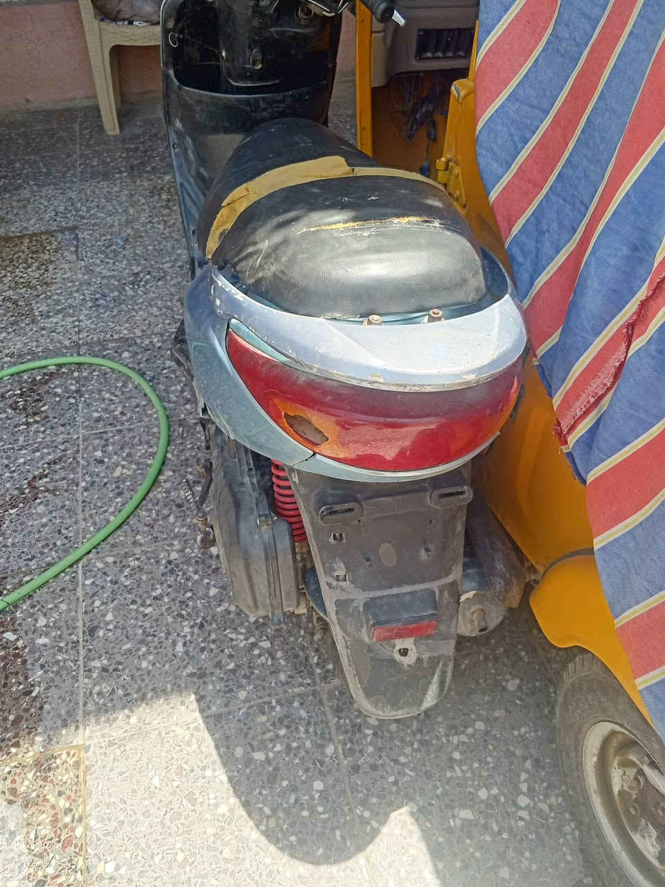 دراجة بريز شغالة سلف هندر بيهة خيط تبخير ابيع كوم حديد. 250
***********
