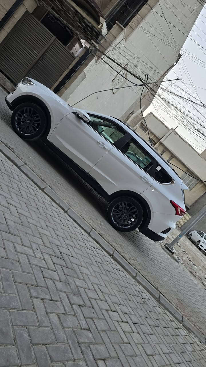 جيتور x70 موديل 26
للبيع ماشيه خمسه الاف وخمسميه 
ادامه كامله بعدها بالضمان 
مفروشه ومدوشمه درجه اولى يم كماليات سبايدر 
السياره فول مواصفات معروفه مواصفاتها 
السعر ٢٥ مليون قابل للتفاوض العنوان بغداد الغدير 
***********
