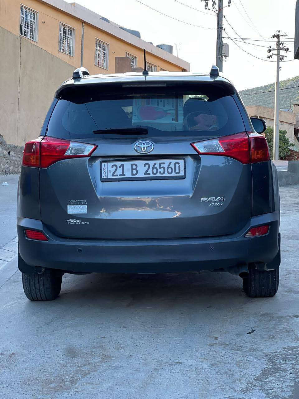 السـلام عليـكم
للبيع سيارة تويوتا رافور 4 خليجي موديل 2014، رقم سليمانية، باسمي. السيارة بحالة ممتازة وجديدة جداً، خالية من أي نقص. المحرك، الگير، الصدر، والتبريد تخم تاير السعر ١٥٥ مكان سياره تكريت 
للاستفسار اتصل ***********
