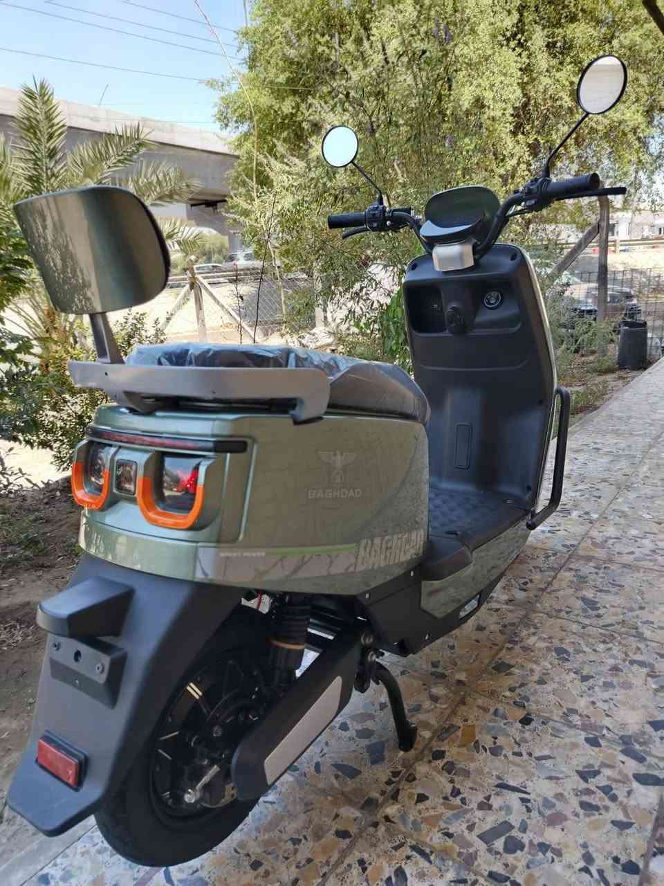 السلام عليكم دراجه شحن سكنس ام عيون نظيفه جدا.
بطاريات كبار دبل عدد 6.

ملف 1500 واط.

السعر ٦٢٥ الف.

مكاني جادريه.

***********
