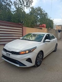 فورتي مديل ٢٤ بدون صبغ بدون تبديل ماشيه 49مواصفات LX سياره خير من الله...