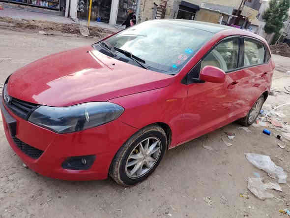 سلام عليكم 
شيري كوين موديل ٢٠١٣ للبيع
مكان بغداد
سياره جاهزه تبريد محرك كير كفاله محرك ١٥٠٠
بيها صبغ بنيد وصندوك اثر جراد
رقم بغداد تحويل مباشر بسم المشتري
هزه جديده
 سياره كير عادي نضيفه حيل سعر ٤٨ وبيها مجال بسيط حك جيه  خابر وتدلل
للاستفسار ***********
