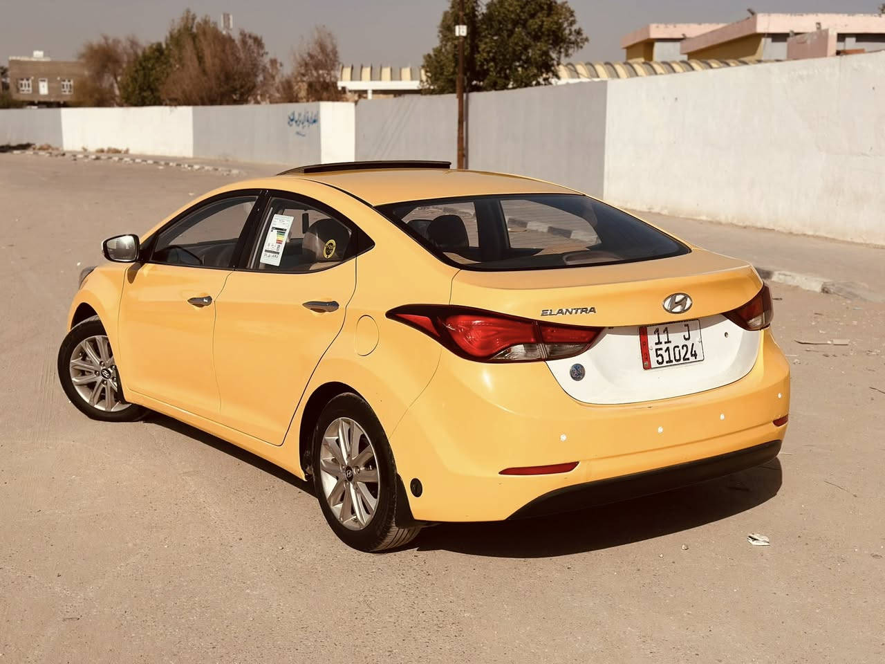 السلام عليكم  الانترا 2015.
كفاله عامه من كلشي فول للاخير 

عدا البصمه 

السعر ***********
