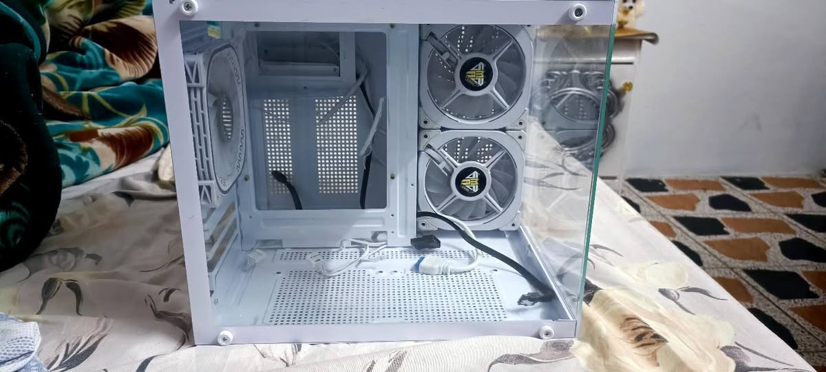 متاح قطع 
ماوس جديد رايزر ٢٥ الف
باور fsp 650w مستعمل ٦٥ الف 
باور segotep 750w مستعمل ٧٥ الف
هارد m.2 laxer 2tb متسعمل ٥١ يوم هيلث ٩٩٪ 
السعر ٢٥٠
سماعه هايبر اكس كلاود ستنجر ١٥ الف مستعمله
سماعات عاديه ١٠ الف 
ماوس لوجتك g502x ابيض مستعمل ٤٥ الف 
كيبورد هايبر اكس جديد لوك ٧٠ الف
مبرد جديد لون ابيض ٧٠ الف
كيس ابيض مني matx مع ٣ فان وهاب وريمونت ٥٥ الف 
مكاني بغداد مدينه الصدر متوفر توصيل 
***********
