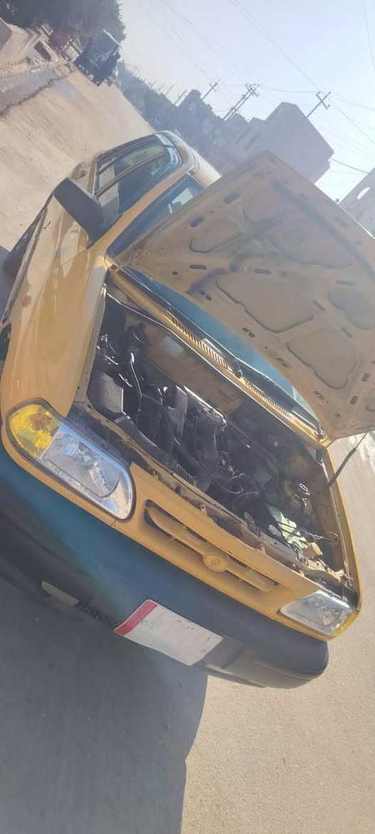 سلام عليكم سايبه للبيع محرك كير شرط كوبون بانزين بيه شواصي لا كسر ولا لحيم طخم امامي خلفي جديد باتري جديد طخم تايرات جدد شرط تحويل سعر 28 وبيه مجال 

‭+964 781 649 4778‬
