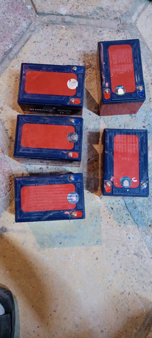 سلام عليكم
بطاريات ونلي الاصليات مستعملات نص عمر 16امبير يرهمن على ار تسعه مكاني بصرة الاصمعي القديم ***********
