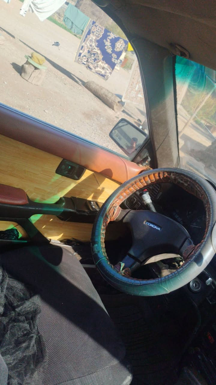 CORONA موديل 1988 سعر  ٢٠ وبي مجال
***********
