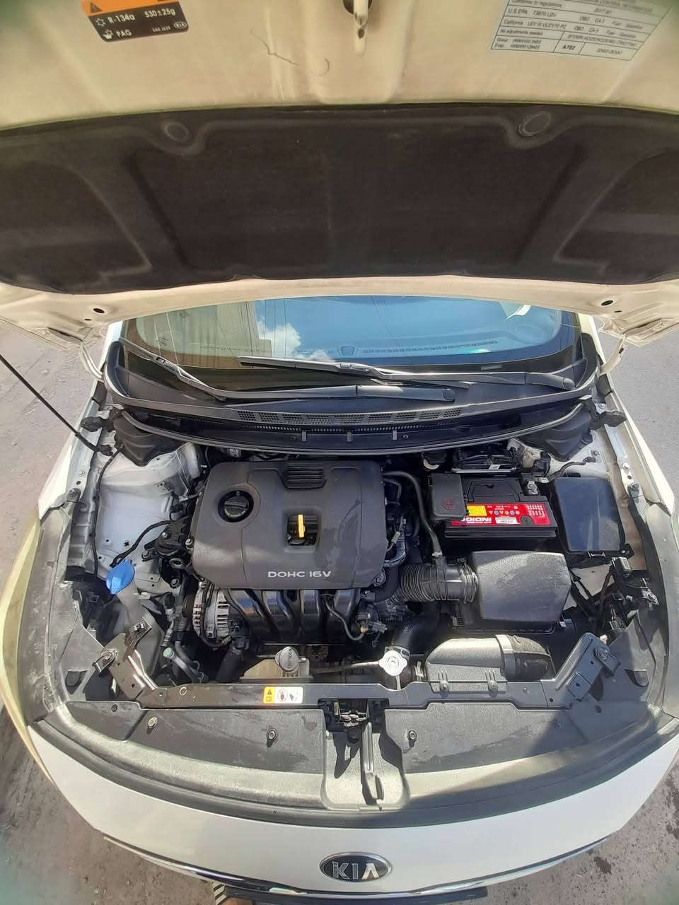 السلام عليكم  كيا فورتي موديل ١٧  حادثها قبغ جنطه وبيها صبغ بالجملغ اليسره من جه الايت وبيها بارد بالحافه مال باب من جه الجاملغ   رقم بغداد   السعر ١٢٦ مكاني الشعب ***********
