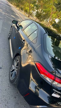 كورلا 2020 حادث جاملغ وبنيد مواصفات SE سياره جديده ماشيه 41 الف وقابل ...