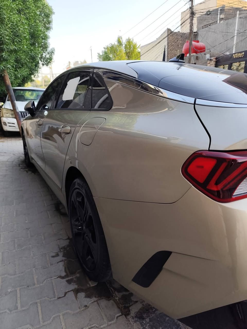 ‏K5 اعلى مواصفات EX 1/1 رقم نجف باسمي السعر 175 وبيهه مجال 
موديل 2022
محرك 1600 تيربو
اللون ذهبي(شمباني)
1-بصمه + تشغيل عند بعد
2-شحن هاتف لاسلكي
3- قياده ذاتيه ؏ الخطوط السريعه
4- هاند بريك بصمه
5- سقف أسود بانوراما
6- مثبت سرعه
7-مري قلاب عند رجوع
8- سستم سماعات  Bose
9-حساس أطارات
10-بك لايت ليد كامل متصل
11-شاشة كبيره Gps
12- كامره دواره + حساس خلفي
13- كشن حار بارد
14-شاشه اعطال
15-ويل كروم لونين
16-رادار جانبيه
17-مراقبة النقطة العمياء
18-جنطه ذكيه عند الاقتراب + ترحيب
19-اشاير بالمري
21-كشنات جلد اسود ذاكرة كشن
22-‏ كراسي الامامي كهرباء
23-لايتات عدسات + لد اصفر+ لايت auto
24-نضام قياده أيكو + سبورت +سمارت +نورمال
25-فول تحكم ستيرن
26-كير أوتو + عادي
28- اوتو بربك
29- دشبول صاج
30-سياره حره بسمي تحويل مباشر رقم نجف
السياره وارد امريكي
ماشي امريكا ٧٠ ميل
حادث جاملغ امامي امبدل ومصبوغ معه ملاون الباب + البنيد مصبوغ
اتصال + واتساب ***********
