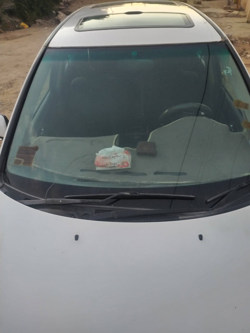 السلام عليكم سياره ابسم 7 راكب شغل شركه مابدل شي بيه كرهبيات شغله سياحيه موديل 2003 تخم تير وباتري جديد ومحرك وكير خير من الله تلفون ***********
