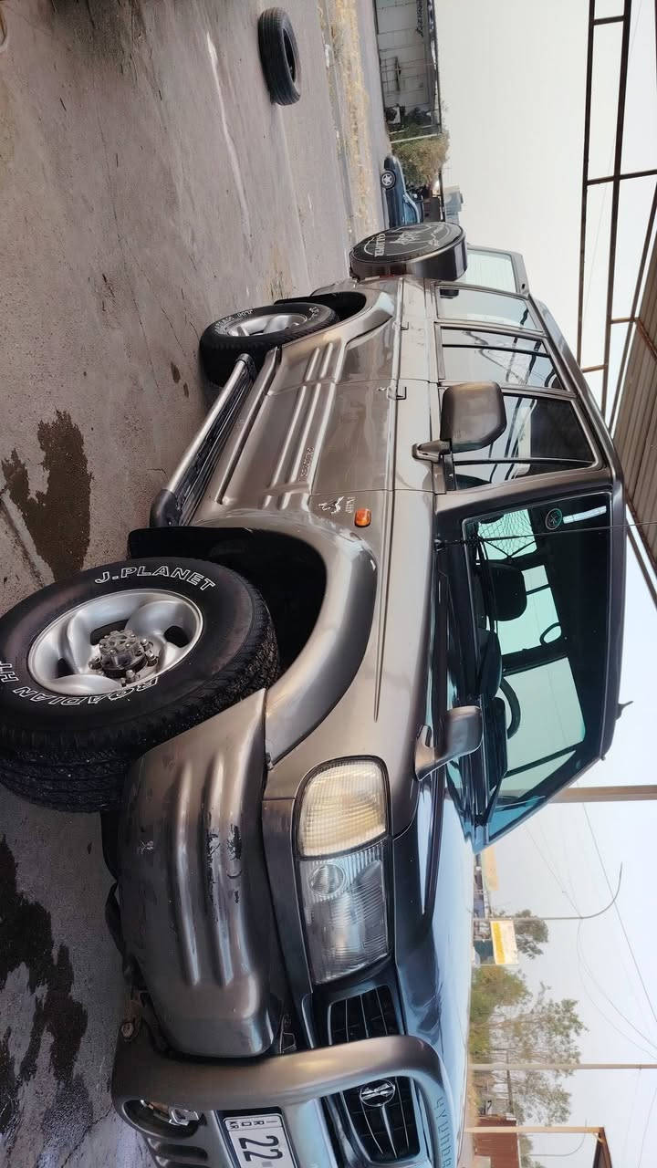 السلام عليكم كالوبر ٩٨ أربيل دولي اوتو فور ويل بلاد قطعتين بدون دواخل السعر 63 $ وبيها مجال قليل  *********** تحويل  مباشر سياره بسمي
