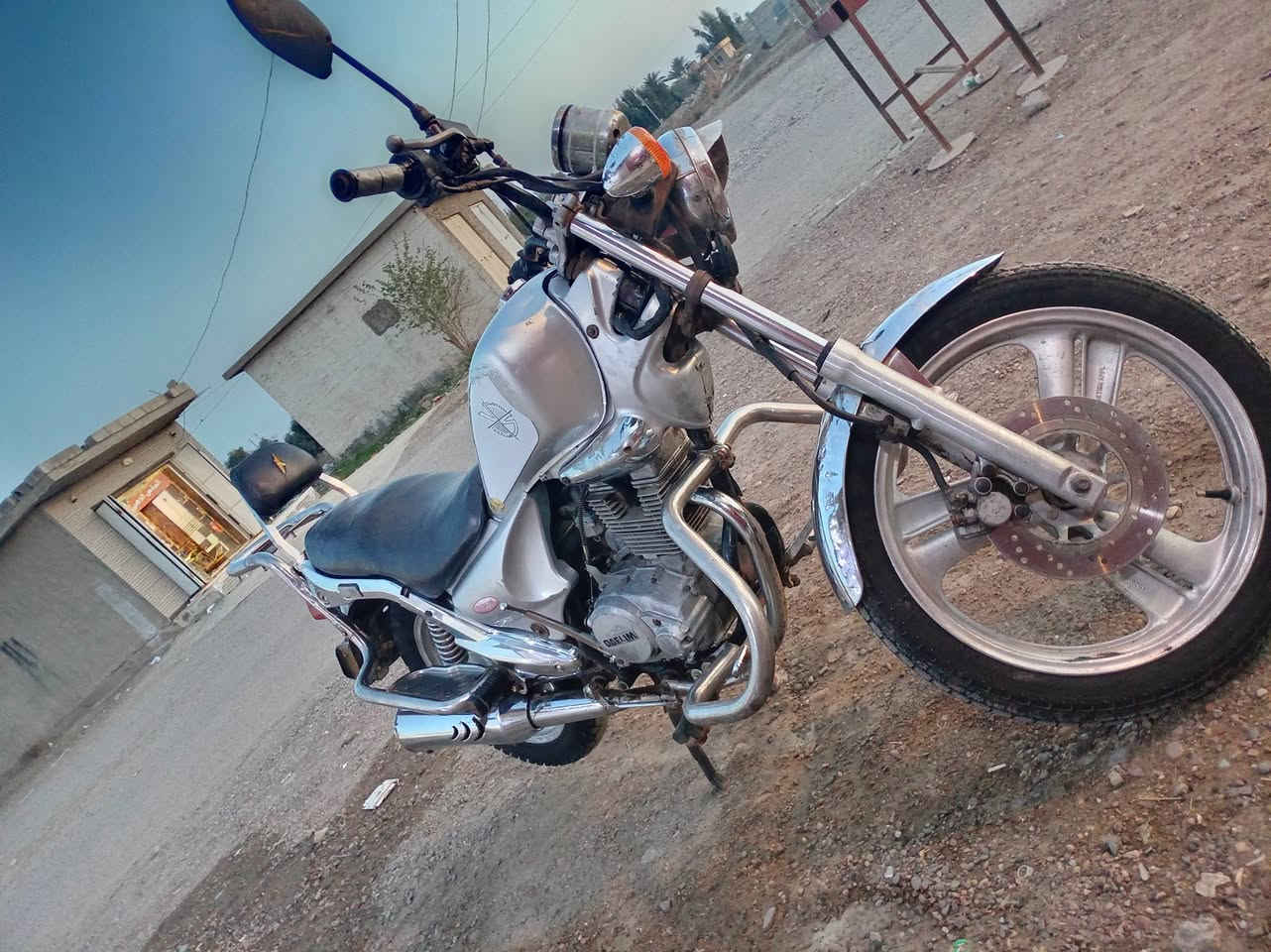 للبيع سعر 500 وبي مجال موجود رقم الهاتف***********
