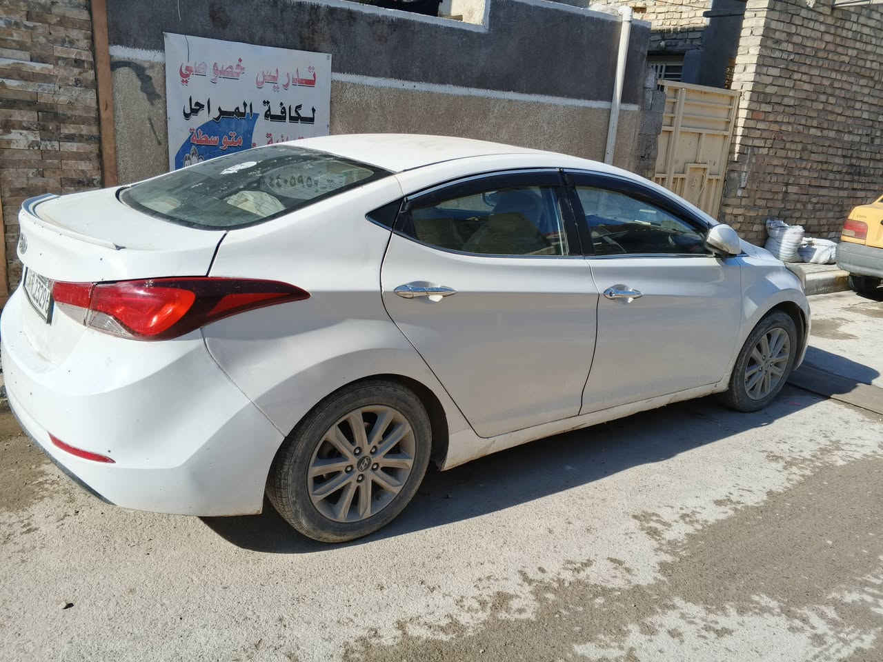 السلام عليكم  انترا مكينه ١٨٠٠ رقم نكليزي رقم بصره مشروع وطني سياره متجايه جهه سايق وصبغ عام   سياره بسمي شخصيا مكاني بغداد  شعب  سعر ٨٠  ***********
