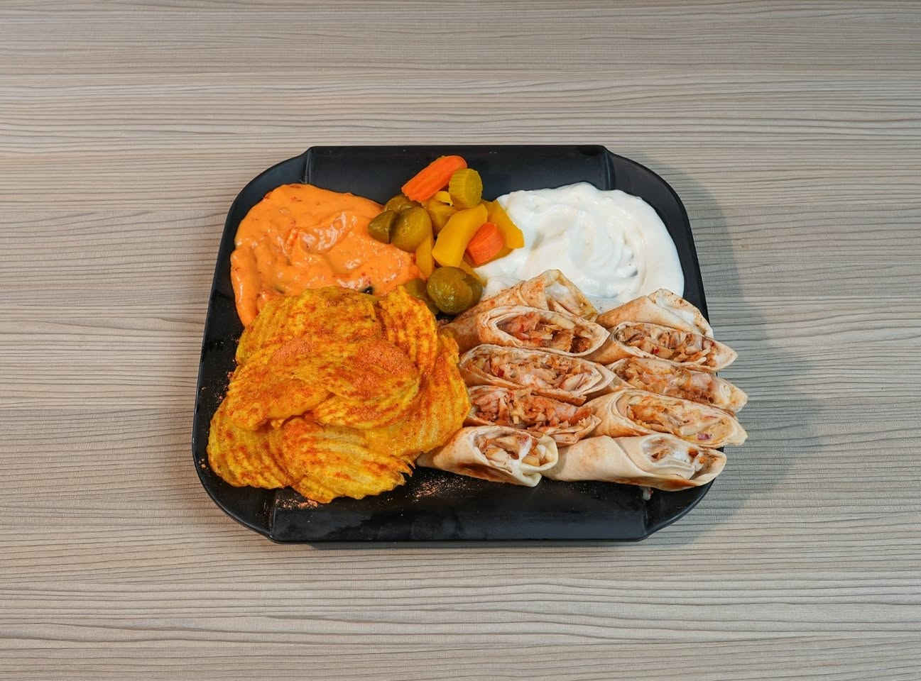 سيتـــــم  يـــــــووووم بــأذن الله
 افتحـــاح مطعــم وكـوفــي روتــــــانــااااا 
جميــــــع مــاكــــــولات الــغـــــربيـــه مـــتـــوفــره

✅كنتــــــاااااكــي🍗
✅شــــــاورمــاااا 
✅بيتــزااا 🍕لــــحــم + دجــــــاااج
✅بــركـــر 🍔لــحـــم
✅بــركــــر🍔دجــاااج 
✅طبـــــق🍲ريـــزو 
✅زنـــــ🌯ــجــــر 
✅تــويـستـرر
✅فــــــاهيتــاااا

كافية روتانا : مطعم وكوفي وقاعه للأفراح
العنوان: الأنبار الرمادي سدة البعلوان 

*********** بي وتساب

‭
