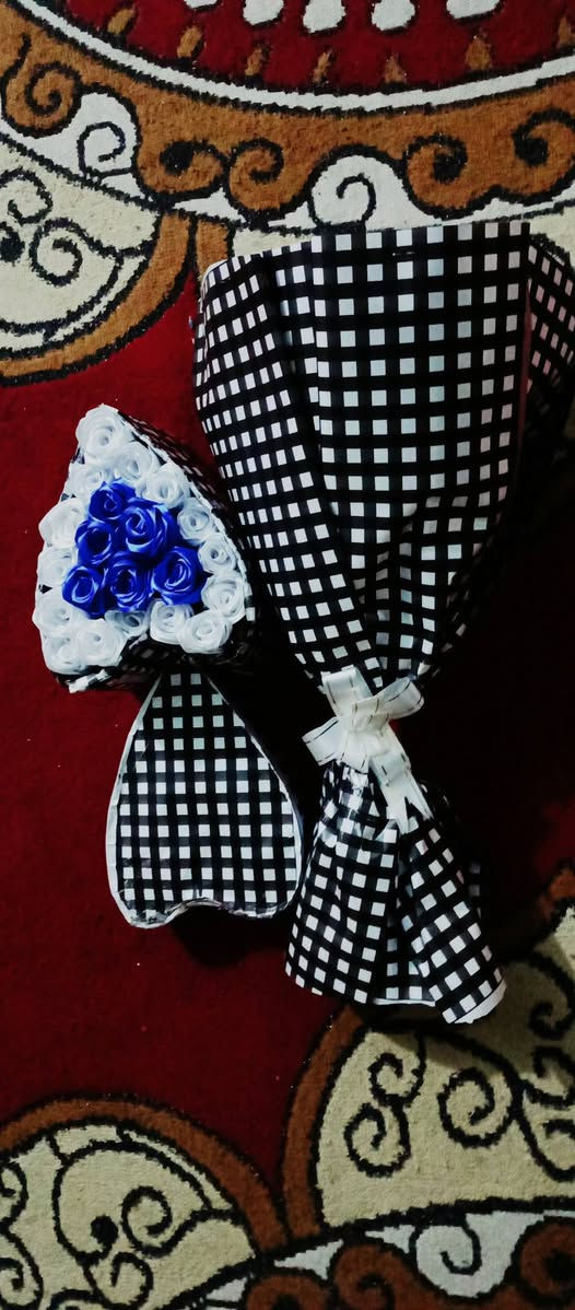 سلام عليكم اخوان متوفر لدينا جميع انواع البوكيه  لجميع المناسبات 😊🤍حسب الطلب والسعر 10 الاف والتوصيل مجاني جميع محافظات العراق


**إذا كنت صاحب هذا الإعلان وتريد حذفه لأي سبب، رجاءا أرسل رسالة إلى الدعم الفني**