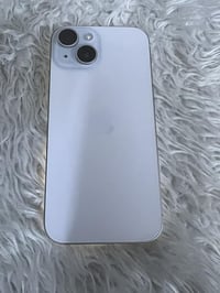 ايفون 15 عادي • ١٢٨ • بطاريه ١٠٠٪